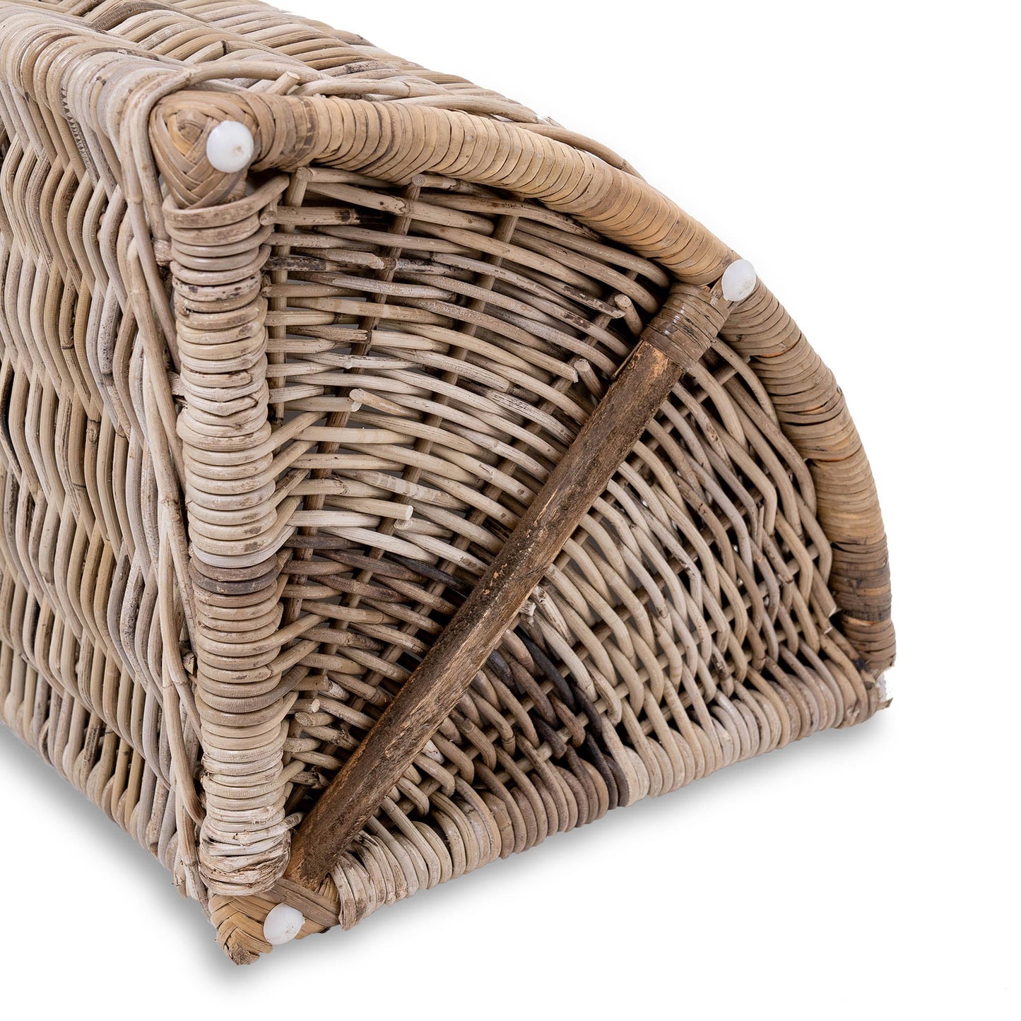 Corner Kubu Wicker Laundry Hamper